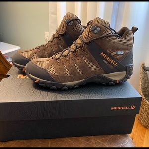 Merrell Accentor 2 Mid Ventilator Hiking Boots